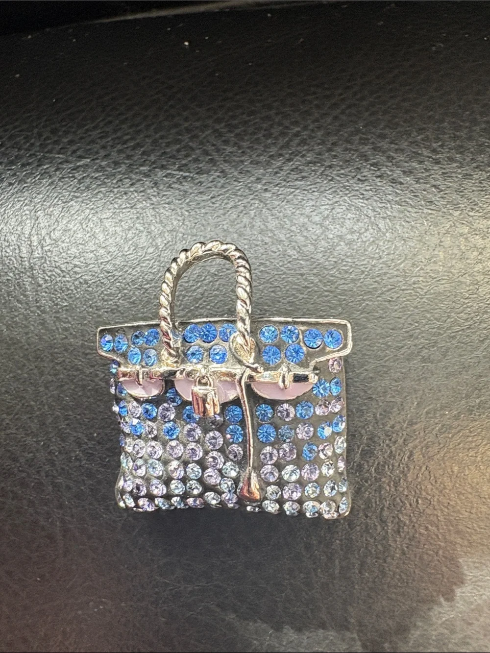 Crystal Embellished Blue Mini Bag Brooch
Silhouette Of Hermes Birkin Bag - Picture 6 of 6